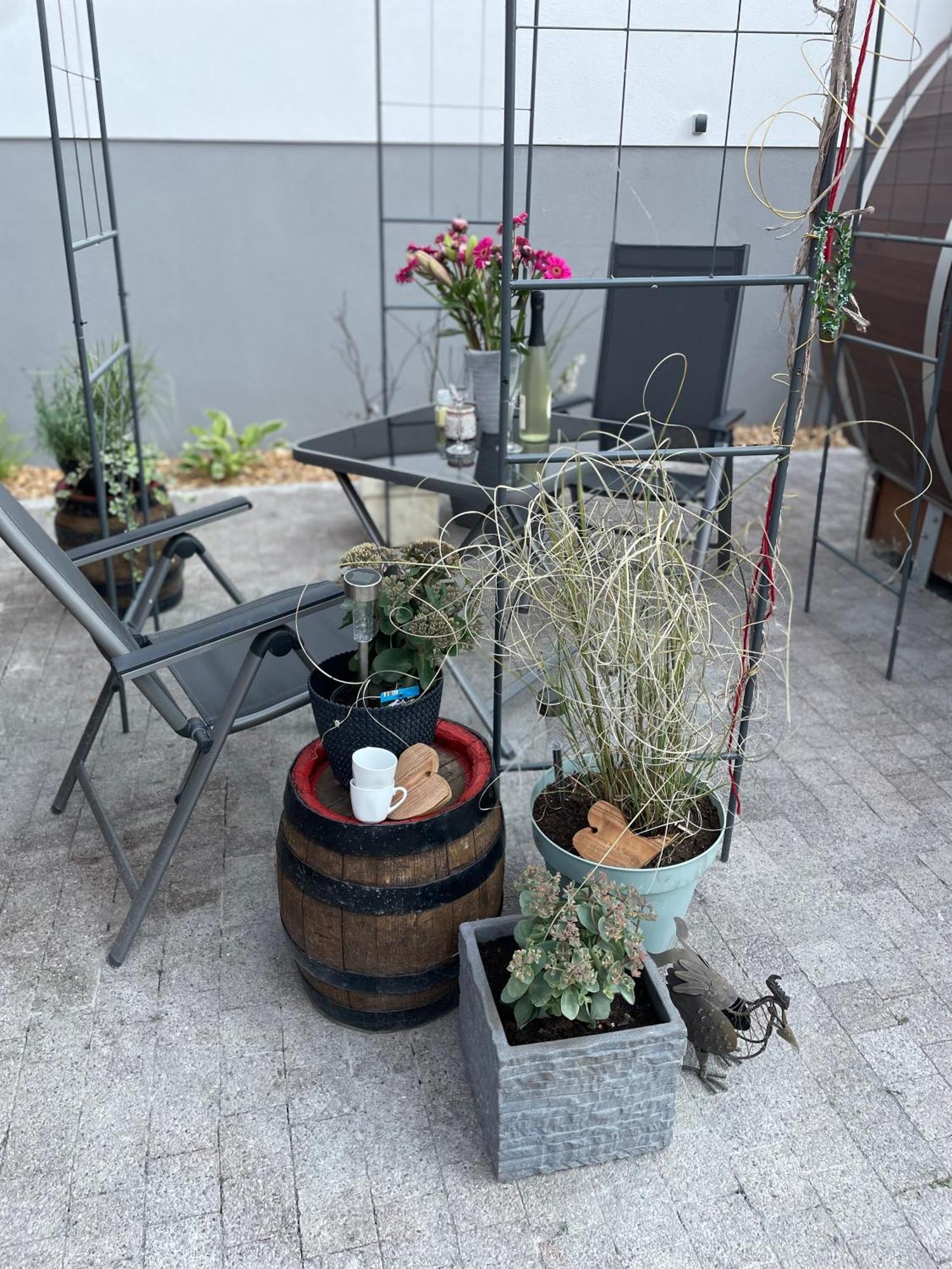 Schlafen Im Weinfass Apartment Ipsheim Exterior photo